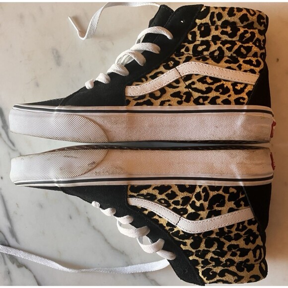VANS Shoes - VANS Sk8-Hi VN000D5FABS1 Flocked Leopard Lace Up Shoes US Juniors Size 5 EUC